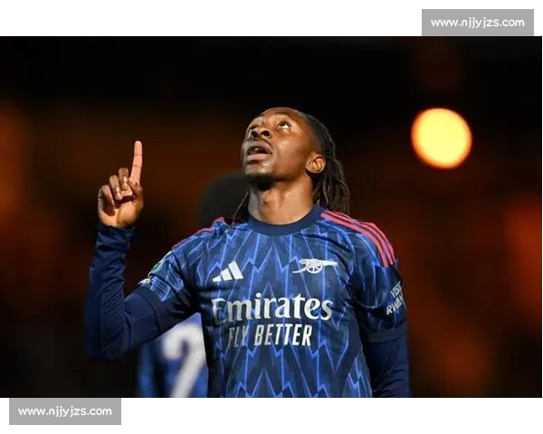 北伦敦双雄争夺水晶宫王牌！埃泽转会战引爆今夏首波高潮