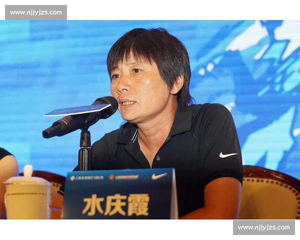 水庆霞助阵苏超，盐城阜宁球迷点燃主场激情